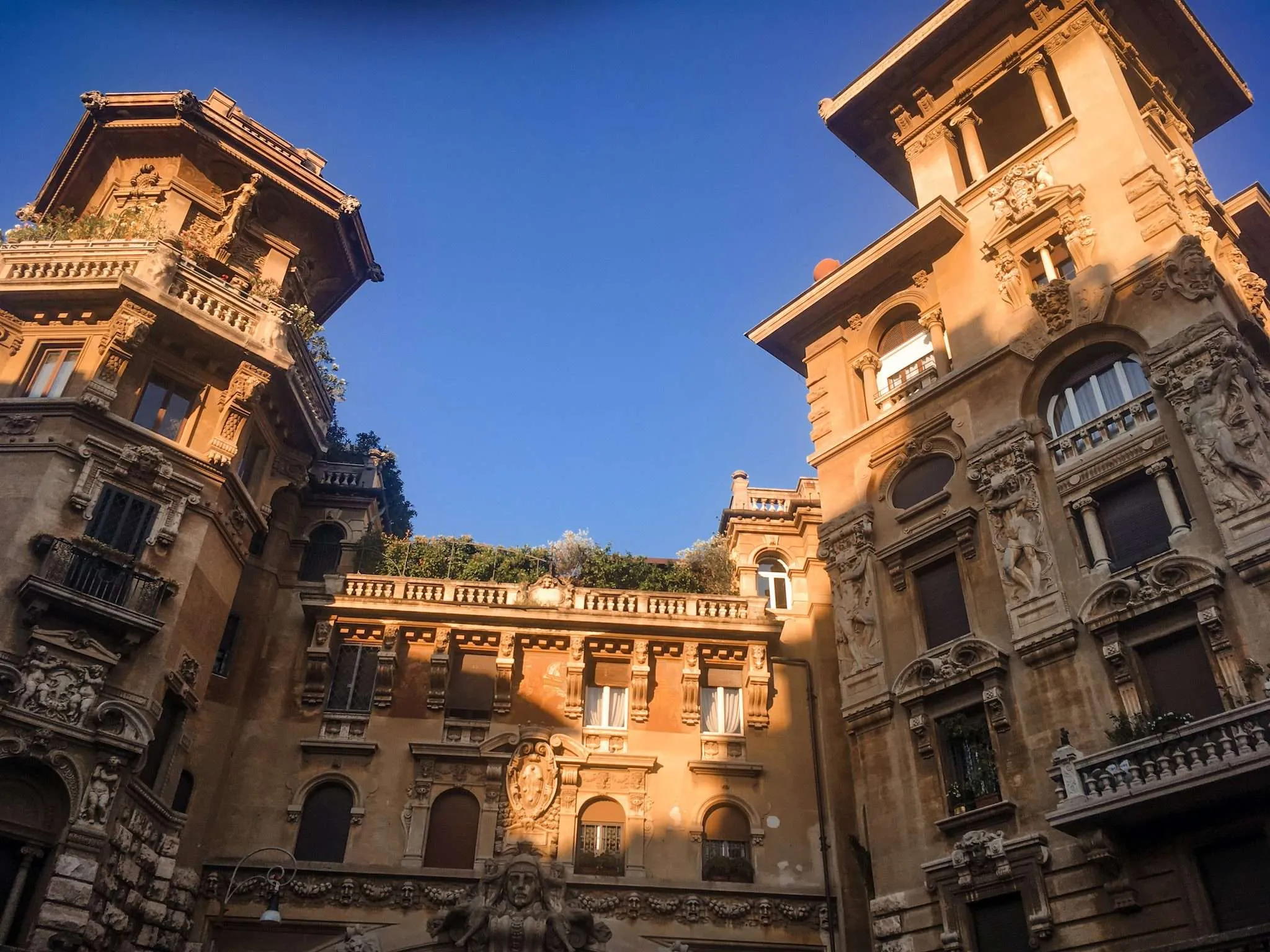 Nomentano e Bologna — camera dal carattere residenziale